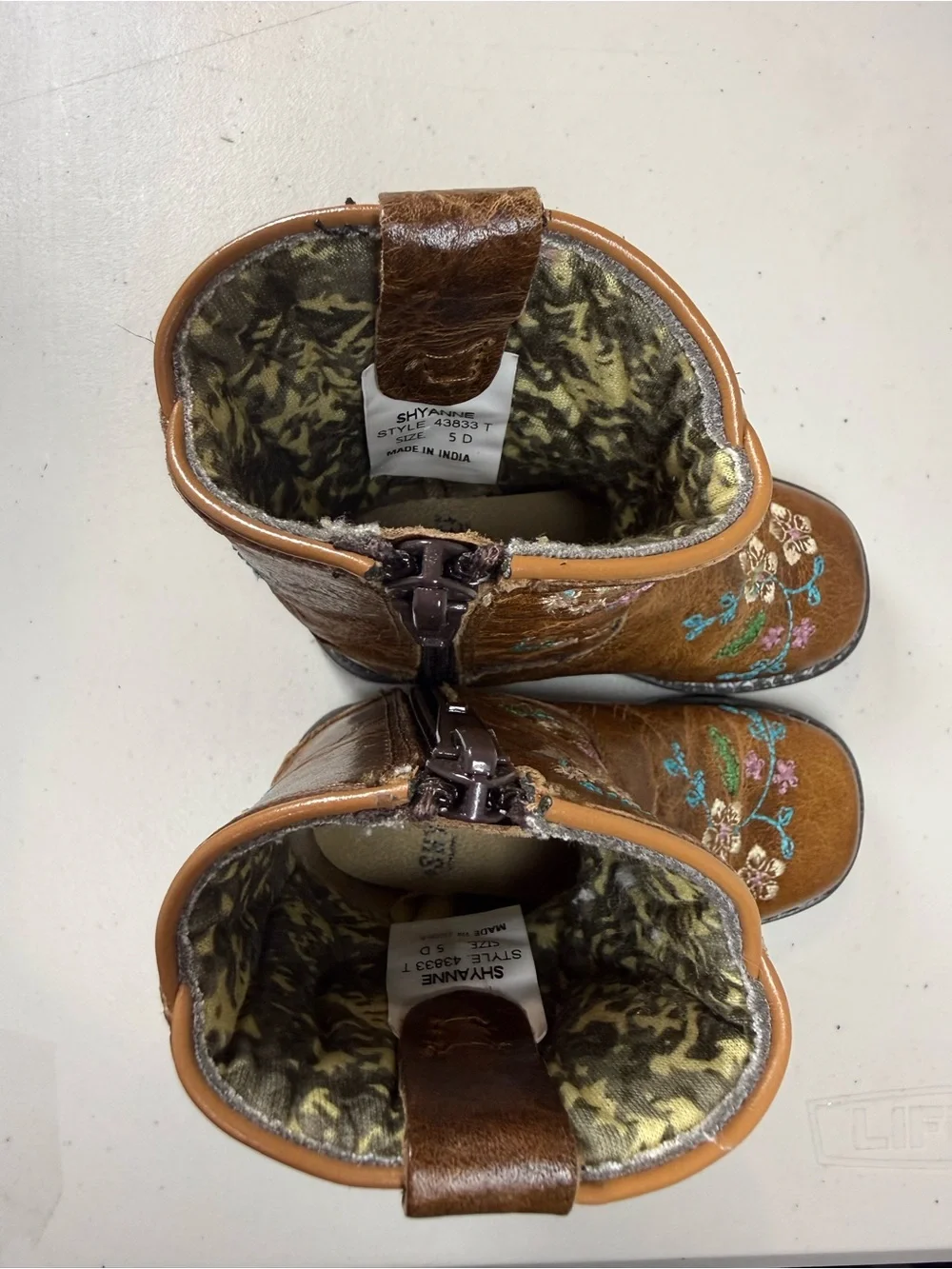 Shyanne toddler floral western boots size 5
